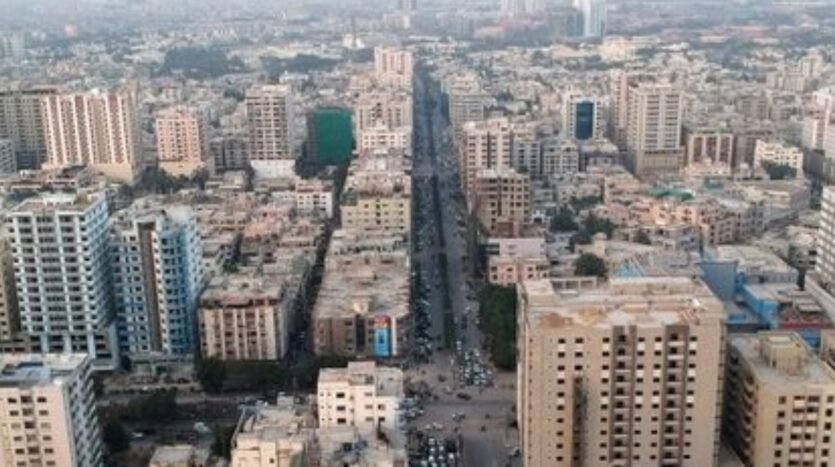 400 sq-yd Commercial plot for sale Quetta town Karachi.